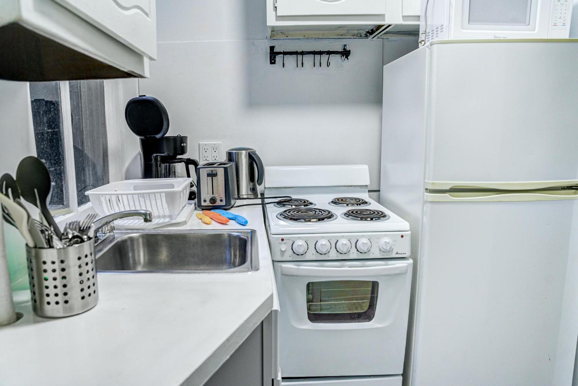 3 Bedroom Gorgeous Suit In Hells Kitchen New York Exterior foto